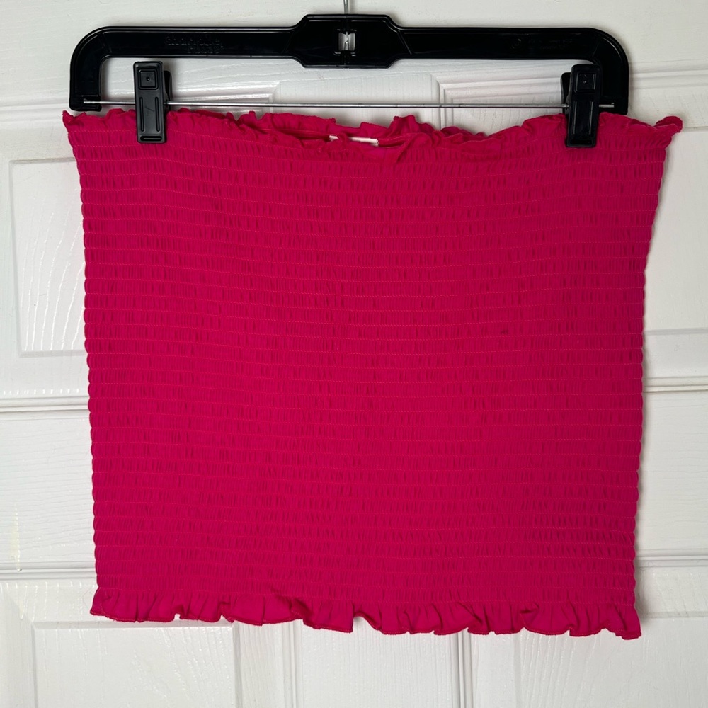 ***** H&M Pink Smocked Tube Top Size Large *****